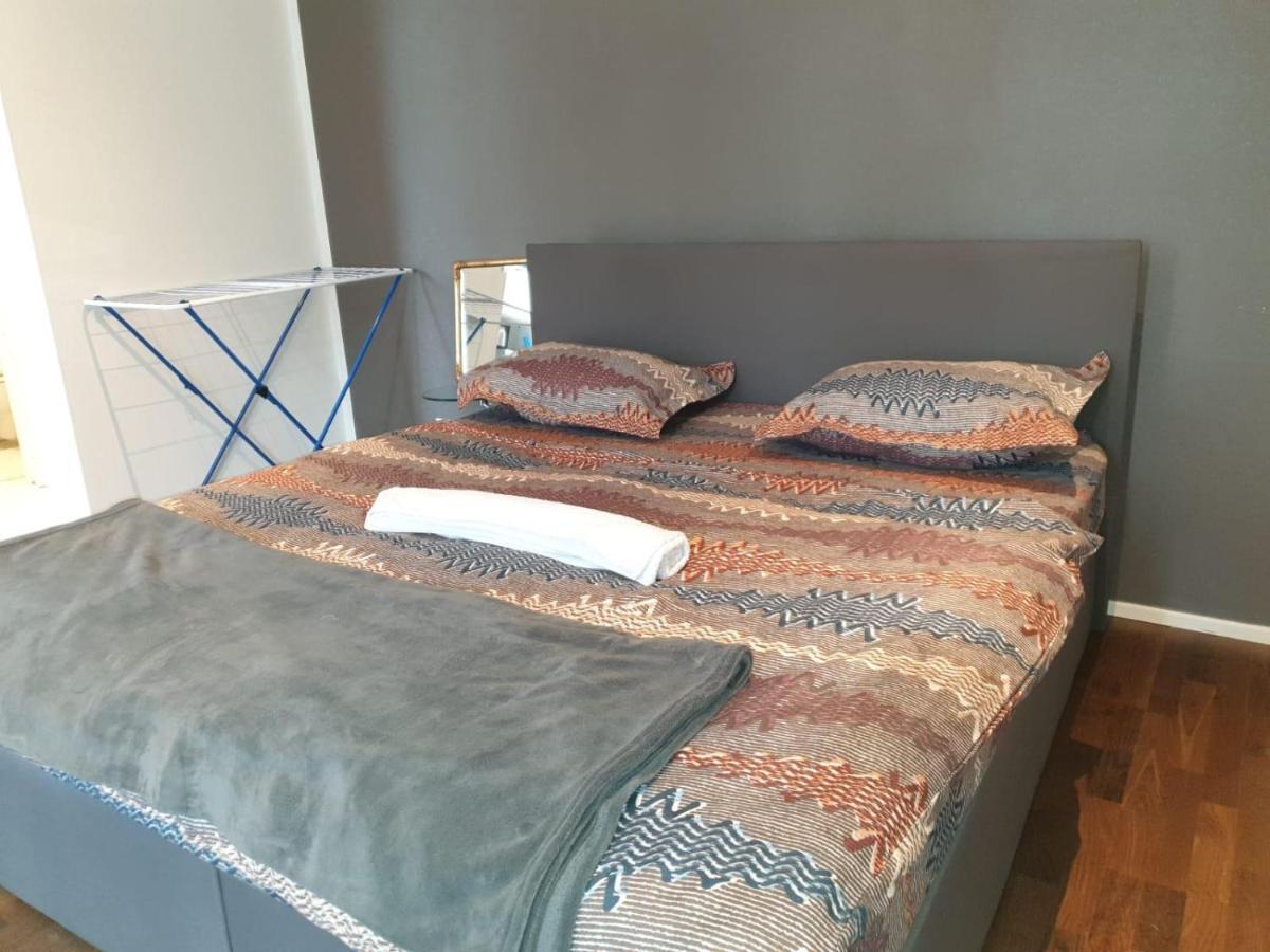 וינה Deluxe Apartment 5P Mm A מראה חיצוני תמונה